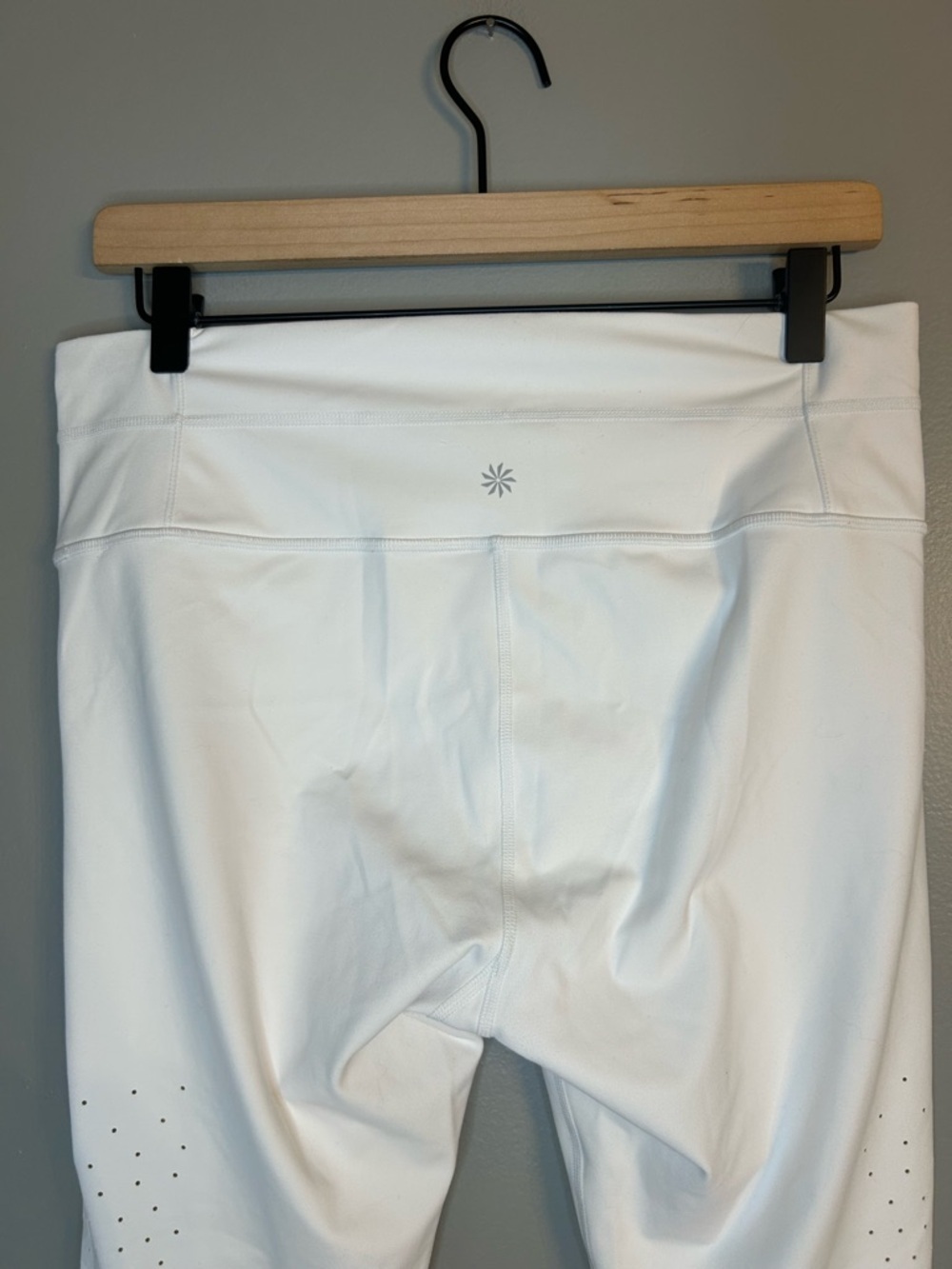 Athleta Women’s White Fearless Tadasana Chakra High Rise Leggings, Size Large - Picture 8 of 12
